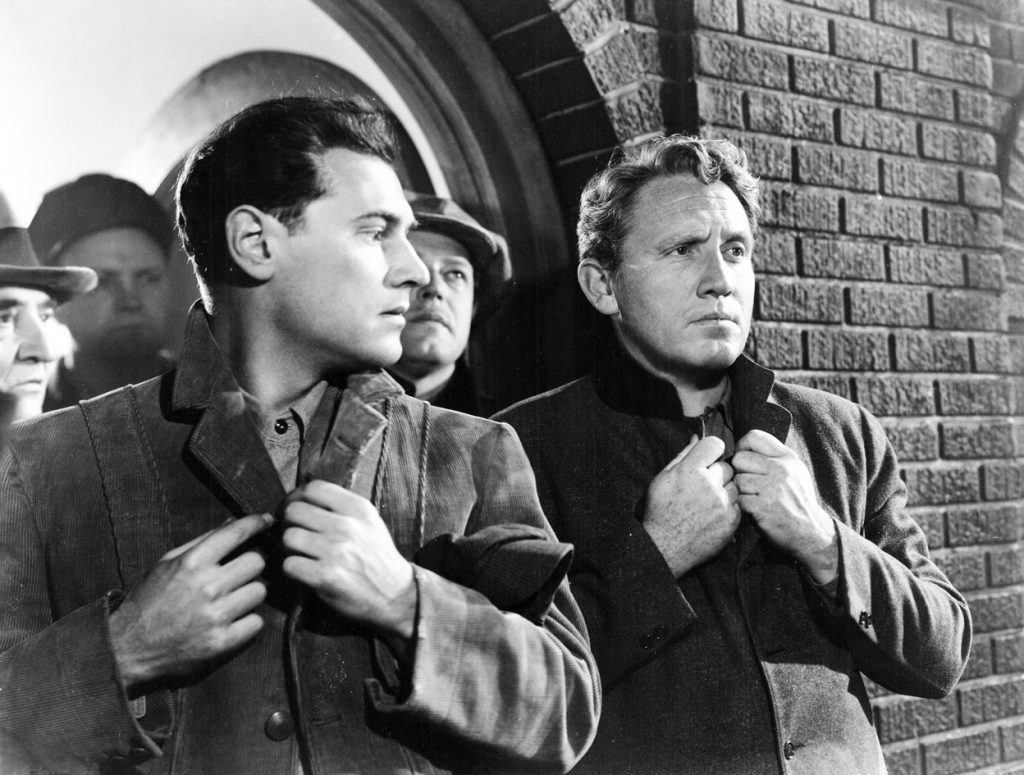 The Seventh Cross KINO UNTER STERNEN